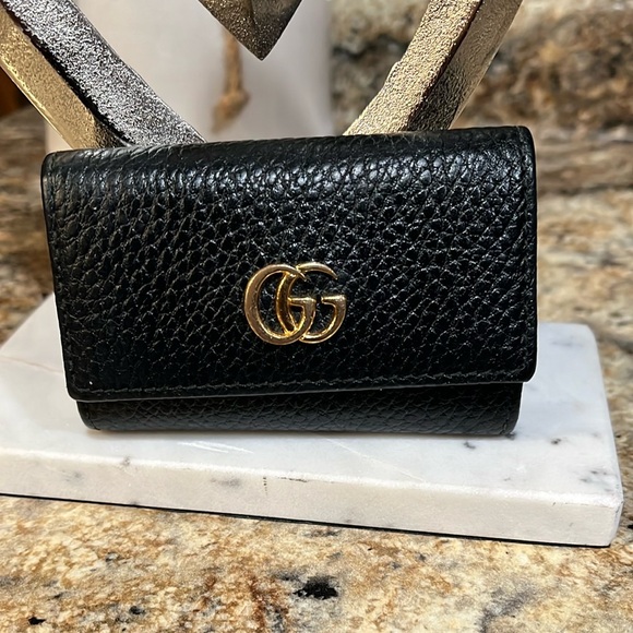 Gg Marmont Key Case Gucci Gucci EUC GG Marmont Leather Key Holder